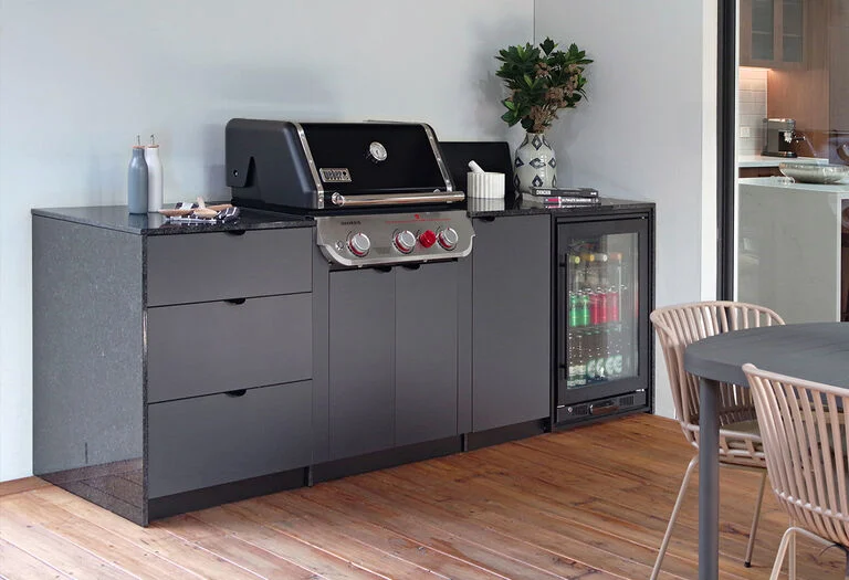 Weber Genesis 3 Burner, Terril Grey Laminex , Midnight Black Granite