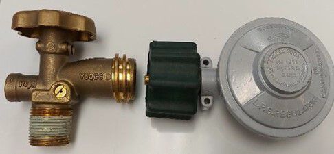 Type 27 (Leisure Cylinder Connection - LCC27) fitting.