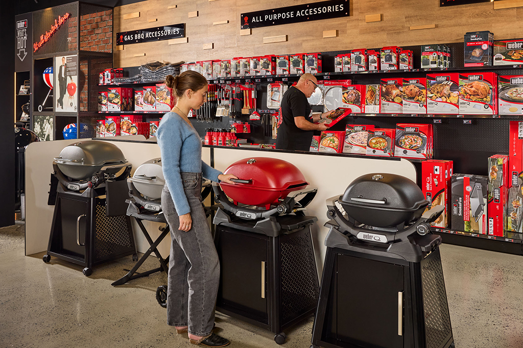  10 Reasons to Visit A Weber Store : The Ultimate Destination for BBQ and Outdoor Cooking Enthusiasts 