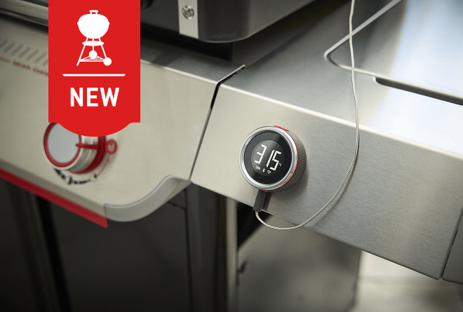 Barbecue &agrave; gaz connect&eacute; Weber Genesis&reg; avec indicateur de temp&eacute;rature externe affichant la temp&eacute;rature des aliments pour une cuisson parfaite