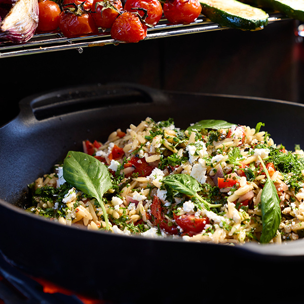  Mediterraner Orzo-Nudelsalat mit Grillgem&uuml;se 


