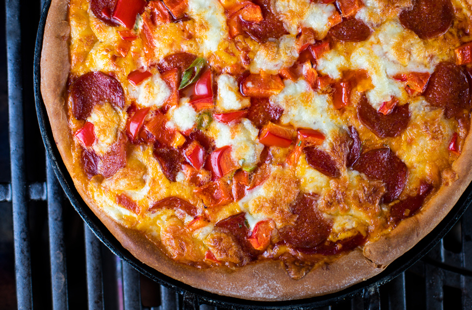  Deep dish pizza


