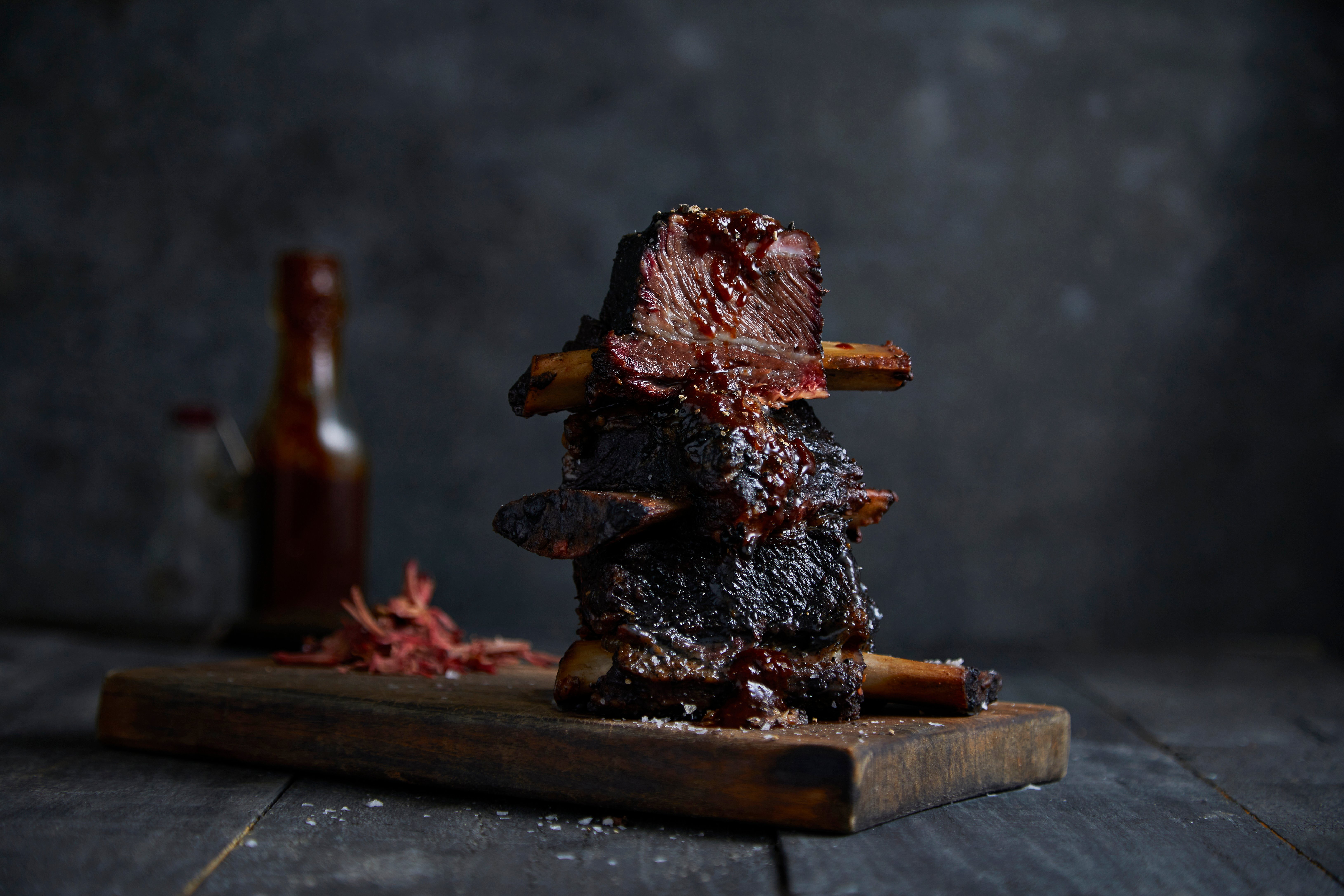  Bold & Smokey Beef Ribs

