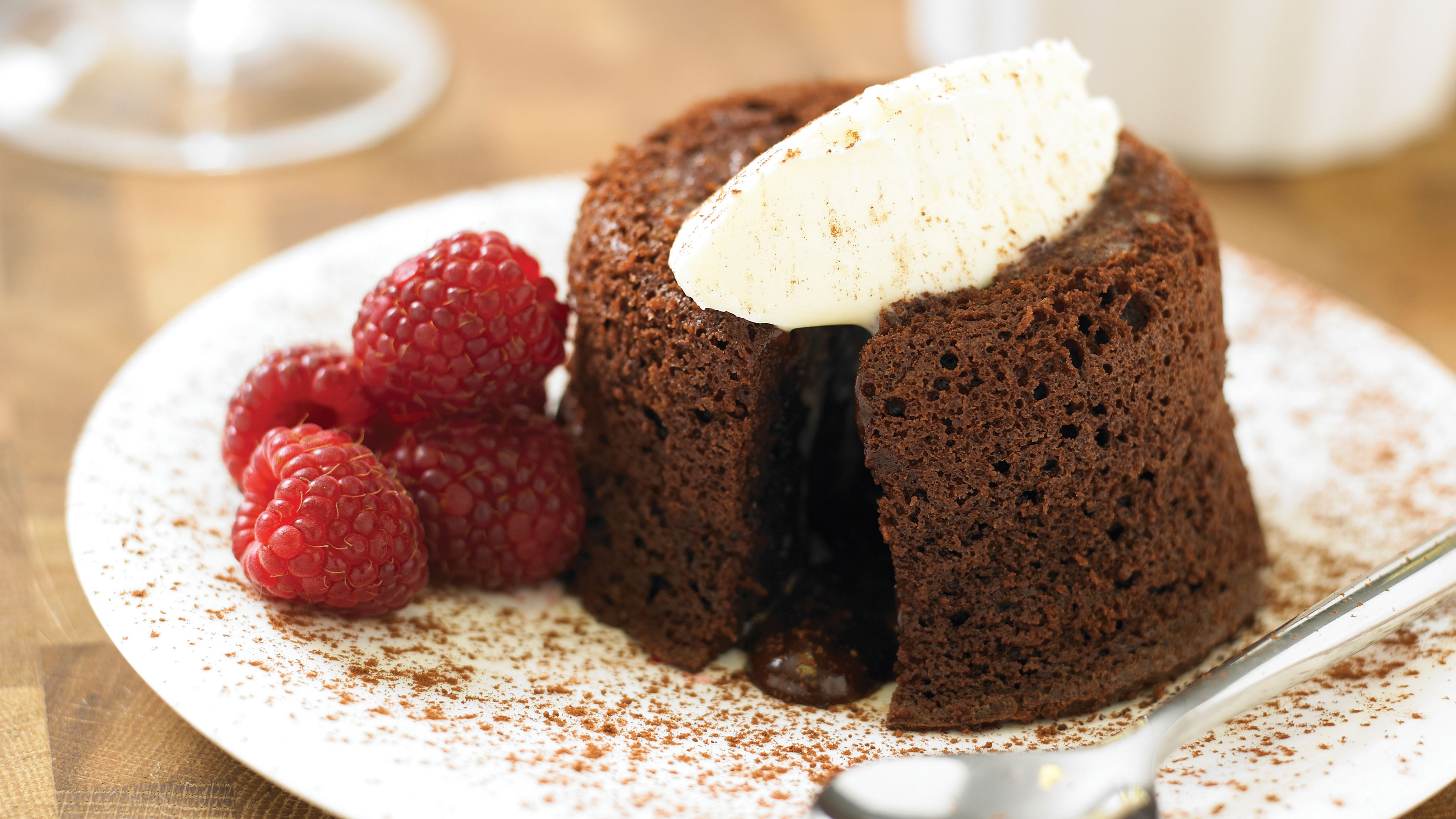  Chocolate molten puddings
