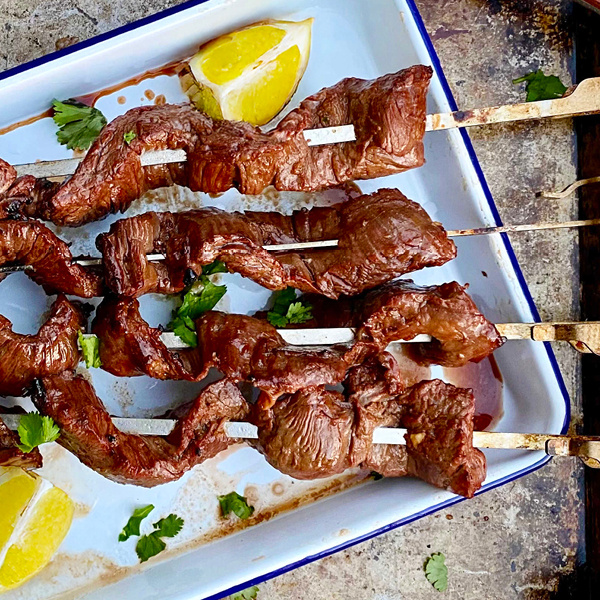 Pinchos Marunos (Maurische Fleischspieße)