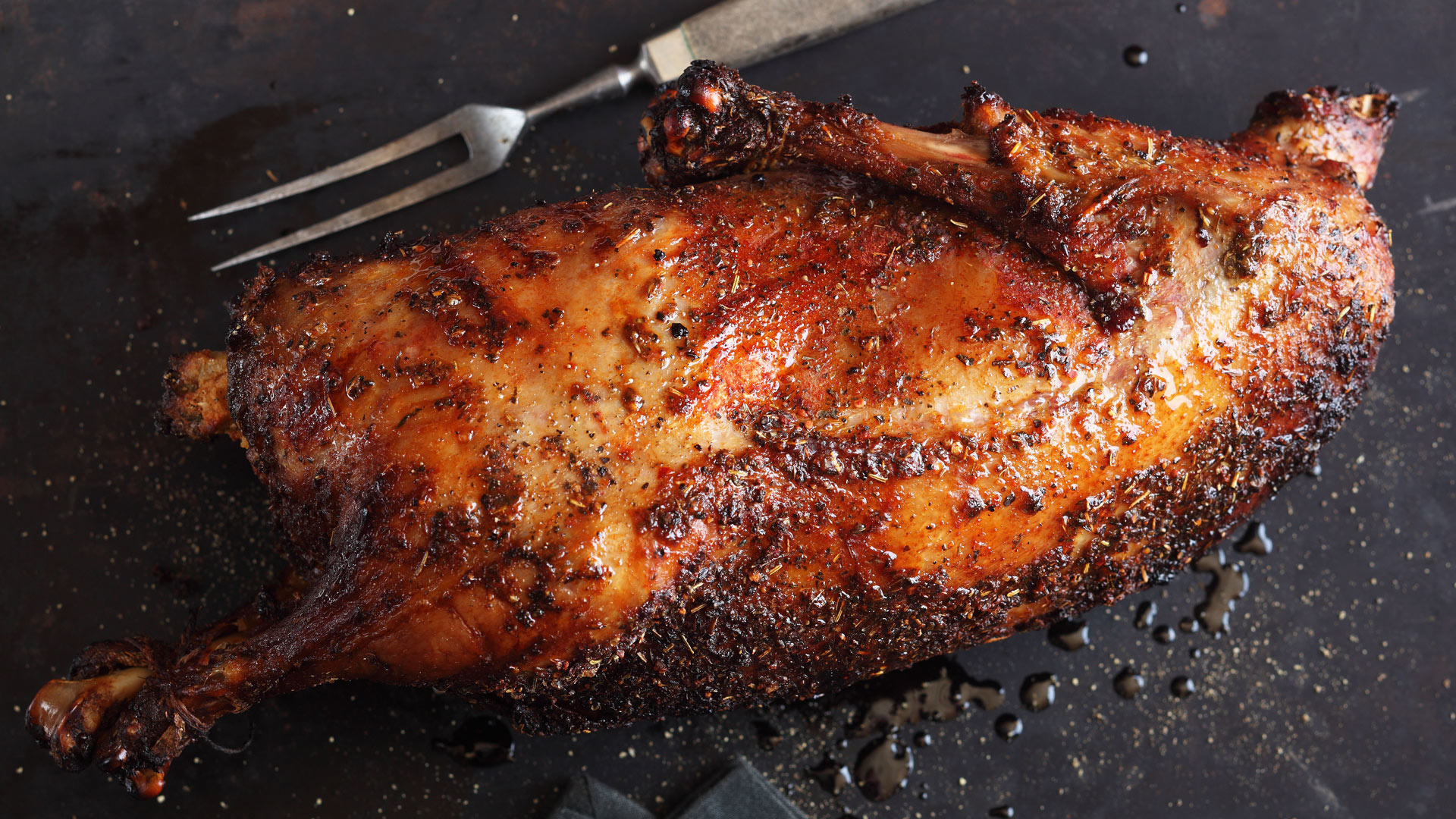  Gef&uuml;llte Gans - ein Highlight f&uuml;r dich und deine G&auml;ste. Wir zeigen dir, wie man die Gans am besten und einfachsten tranchiert.

