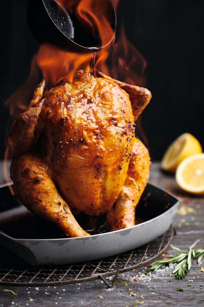  Flambiertes Wine Can Chicken

