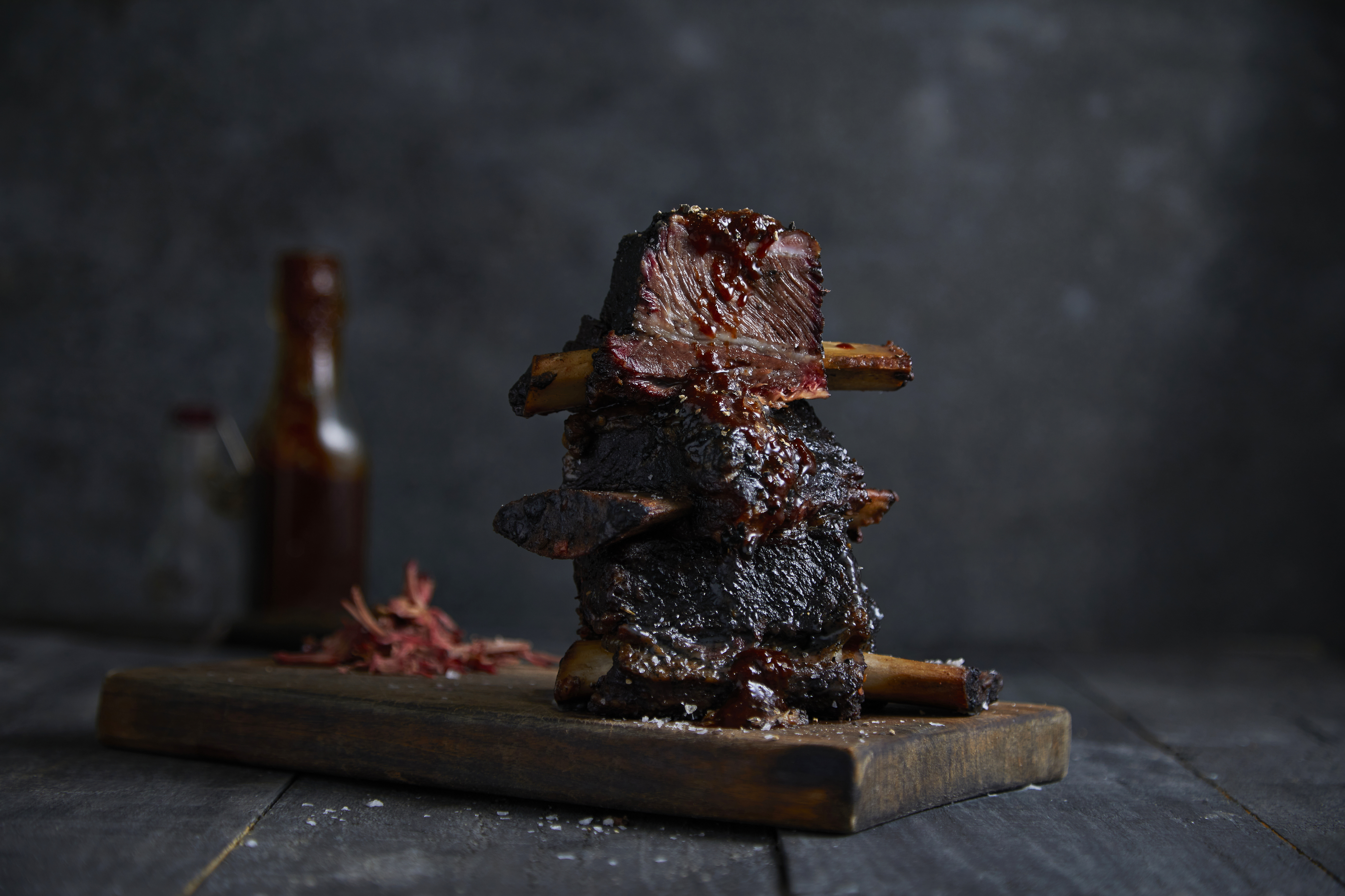 Bold & Smokey Beef Ribs

