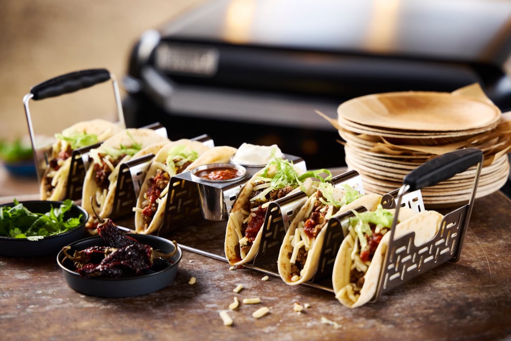  knapperige rundvleestaco's met chipotle salsa


