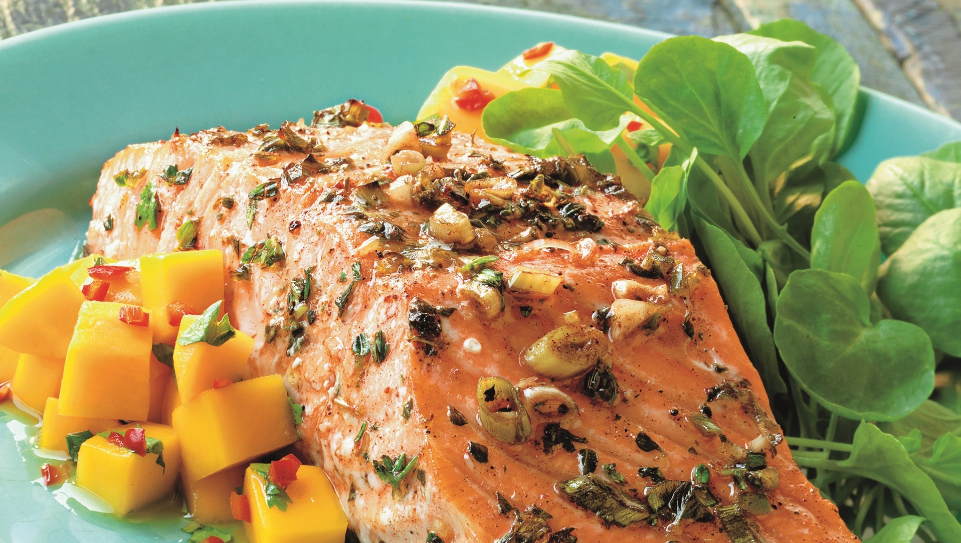  Saumon cuit &agrave; la vapeur, &agrave; la sauce soja et au riz blanc


