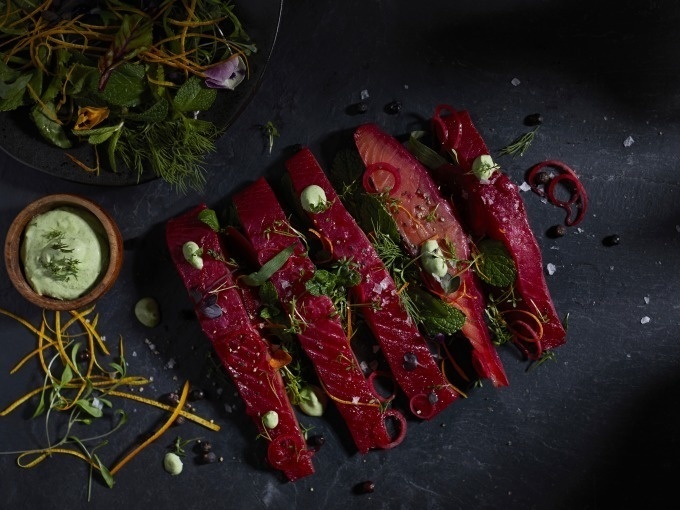  Saumon fumé avec marinade au gin


