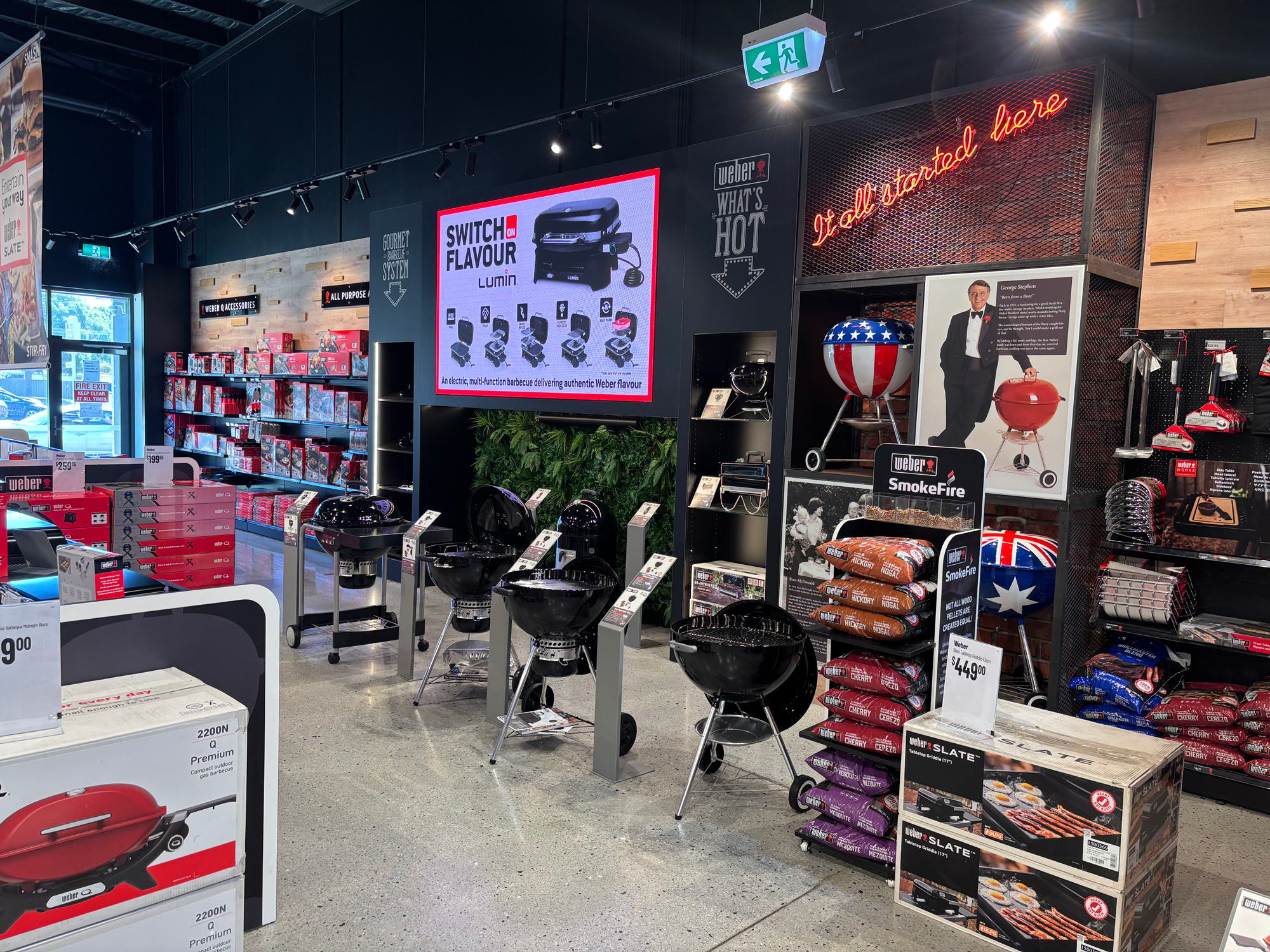 Store details image 2