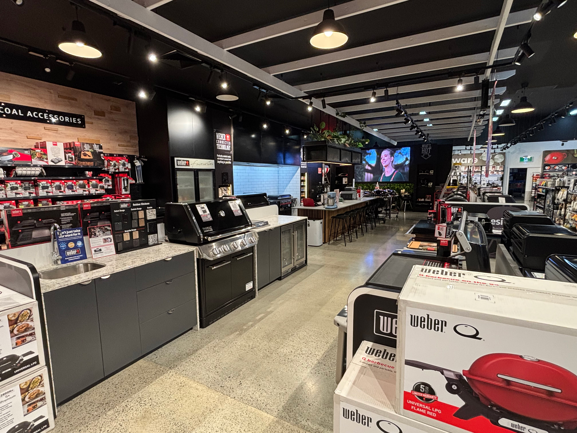 Store details image 2